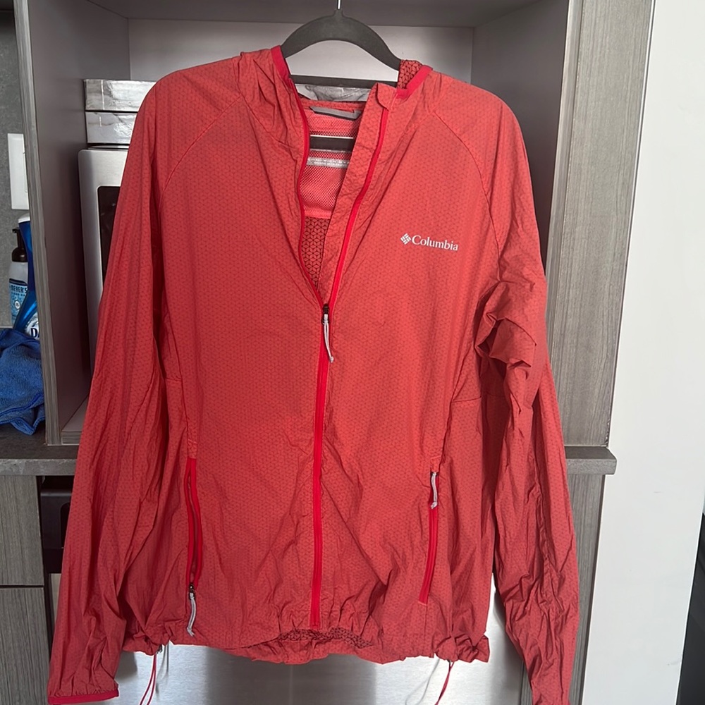 XL Columbia windbreaker